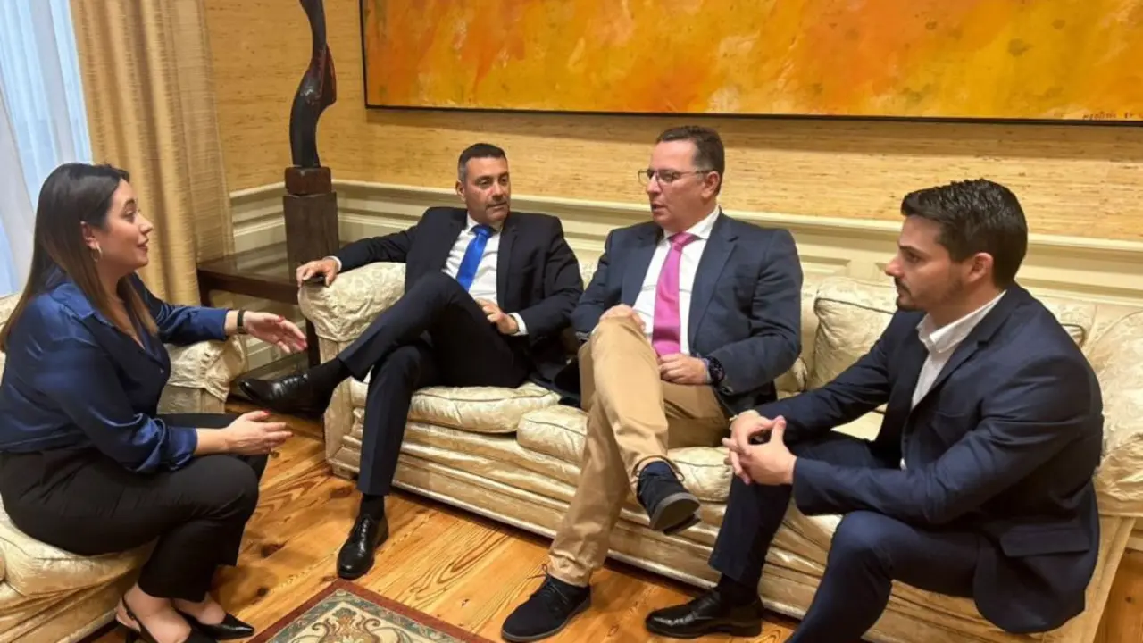 Parlamentarios de CC en la reunión