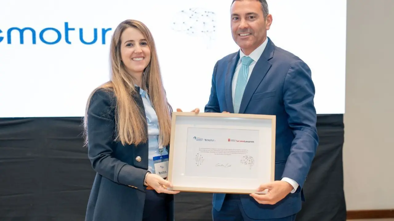 Presentaci&oacute;n del Laboratorio EMOTURLab