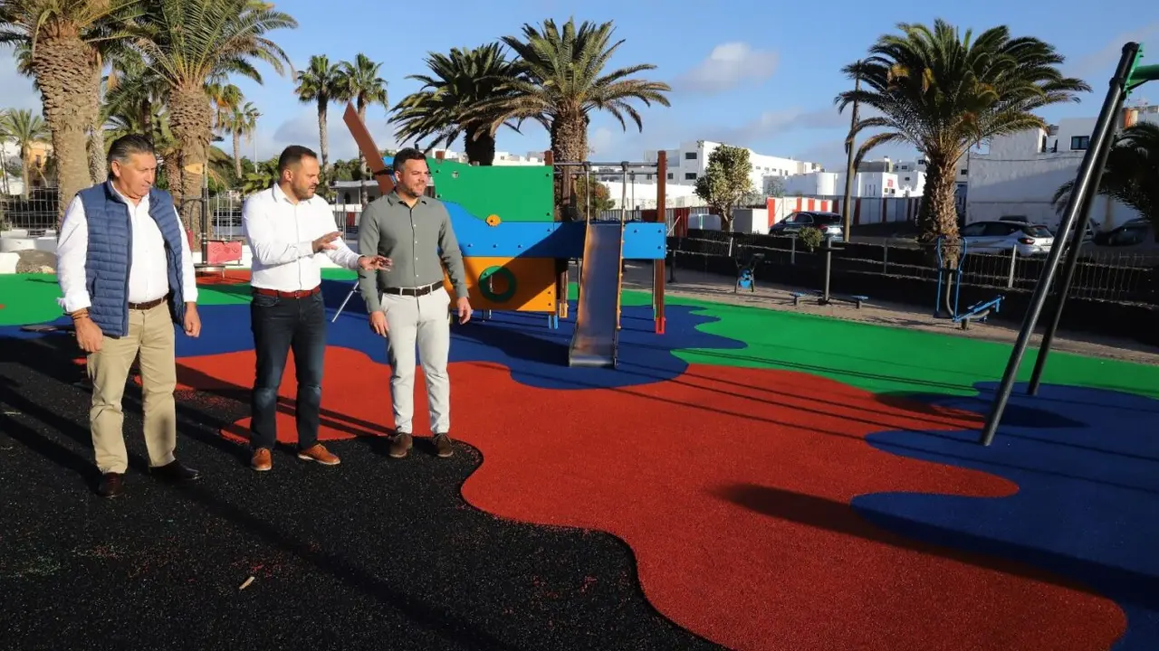 Parque infantil de Altavista.