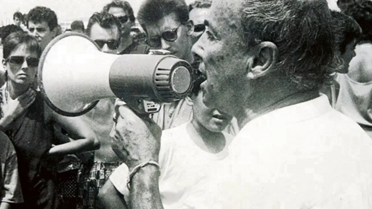 C&eacute;sar Manrique.