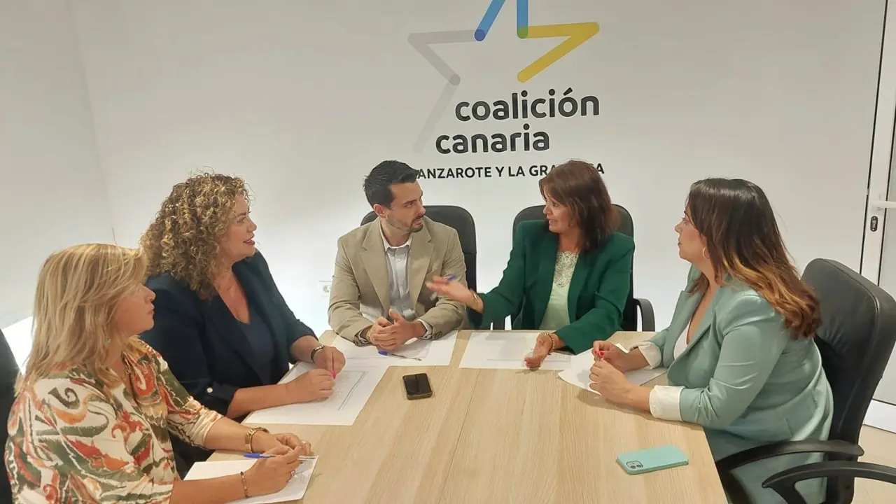 Reuni&oacute;n de Transporte Sanitario no urgente para La Graciosa.