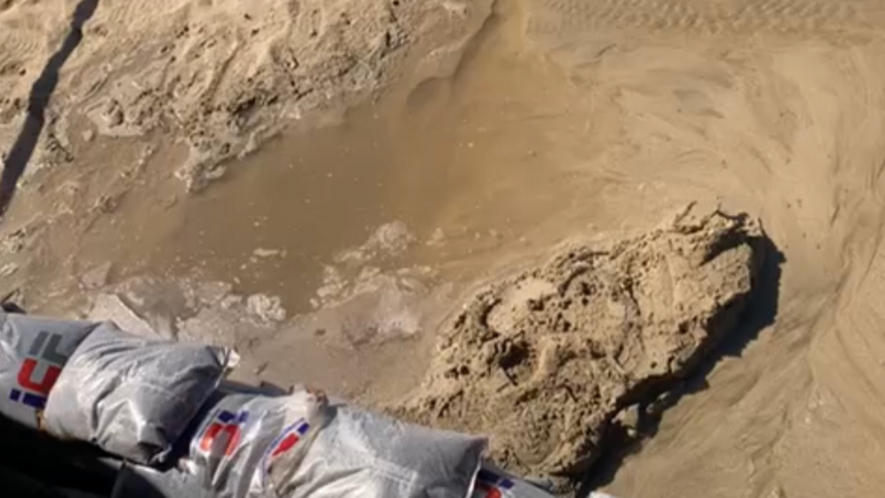 Aguas residuales en Playa Blanca.