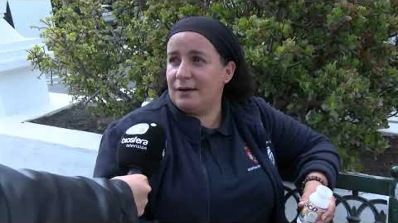 Vecinas y vecinos de Haría al límite con los cortes de agua.