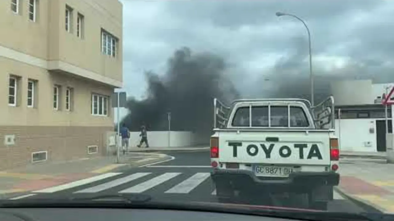 Incendio en la obra abandonada de Argana Alta.