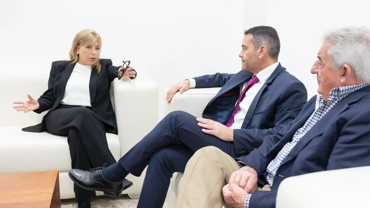 Reunión CEL y Cabildo.