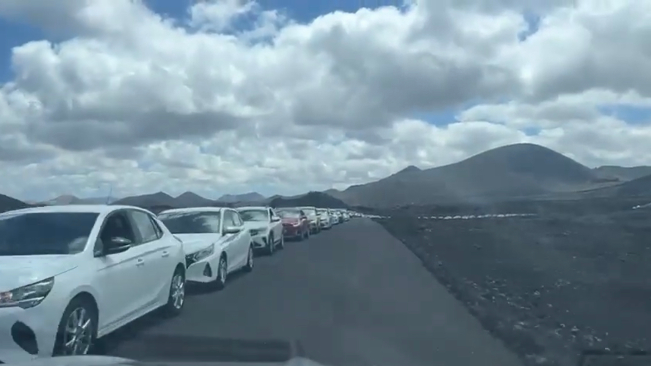 Colas en Timanfaya.