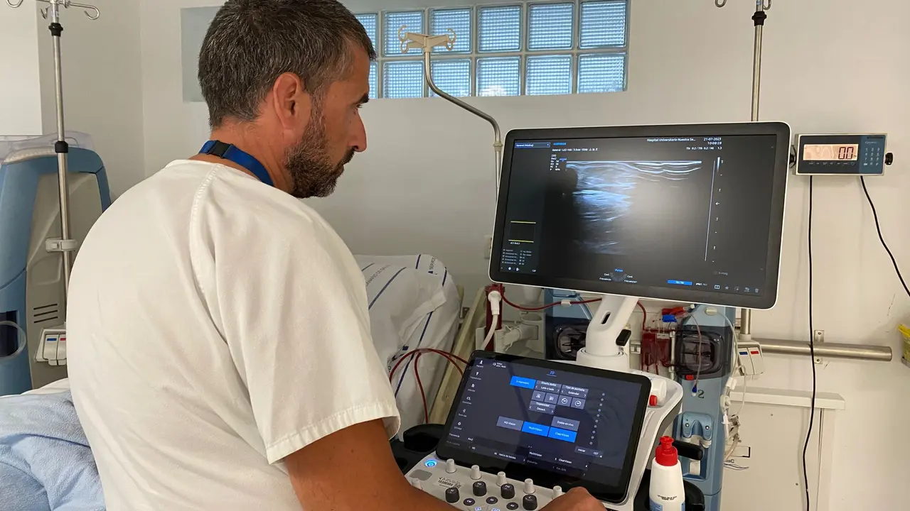 Ecógrafo del SCS.