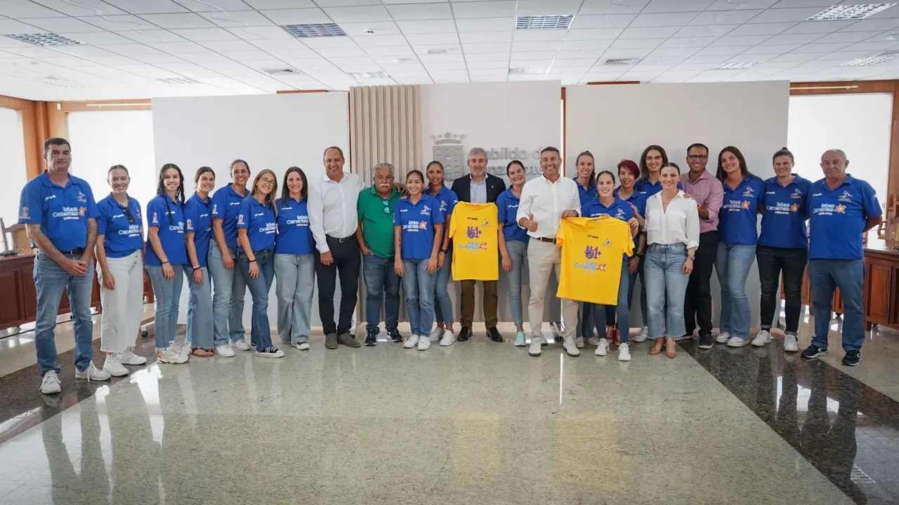 Club de Balonmano Lanzarote Puerto del Carmen femenino.