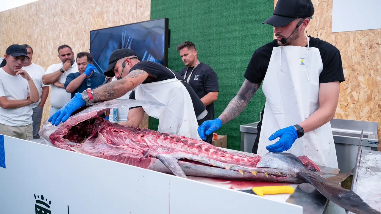 Ronqueo del  Atún Feria de Teguise.