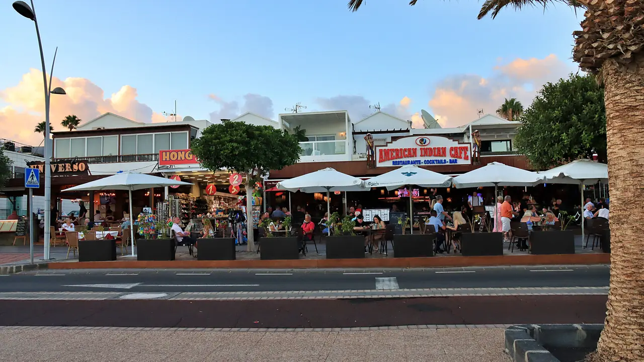 Terrazas en Puerto del Carmen. Imagen de archivo.