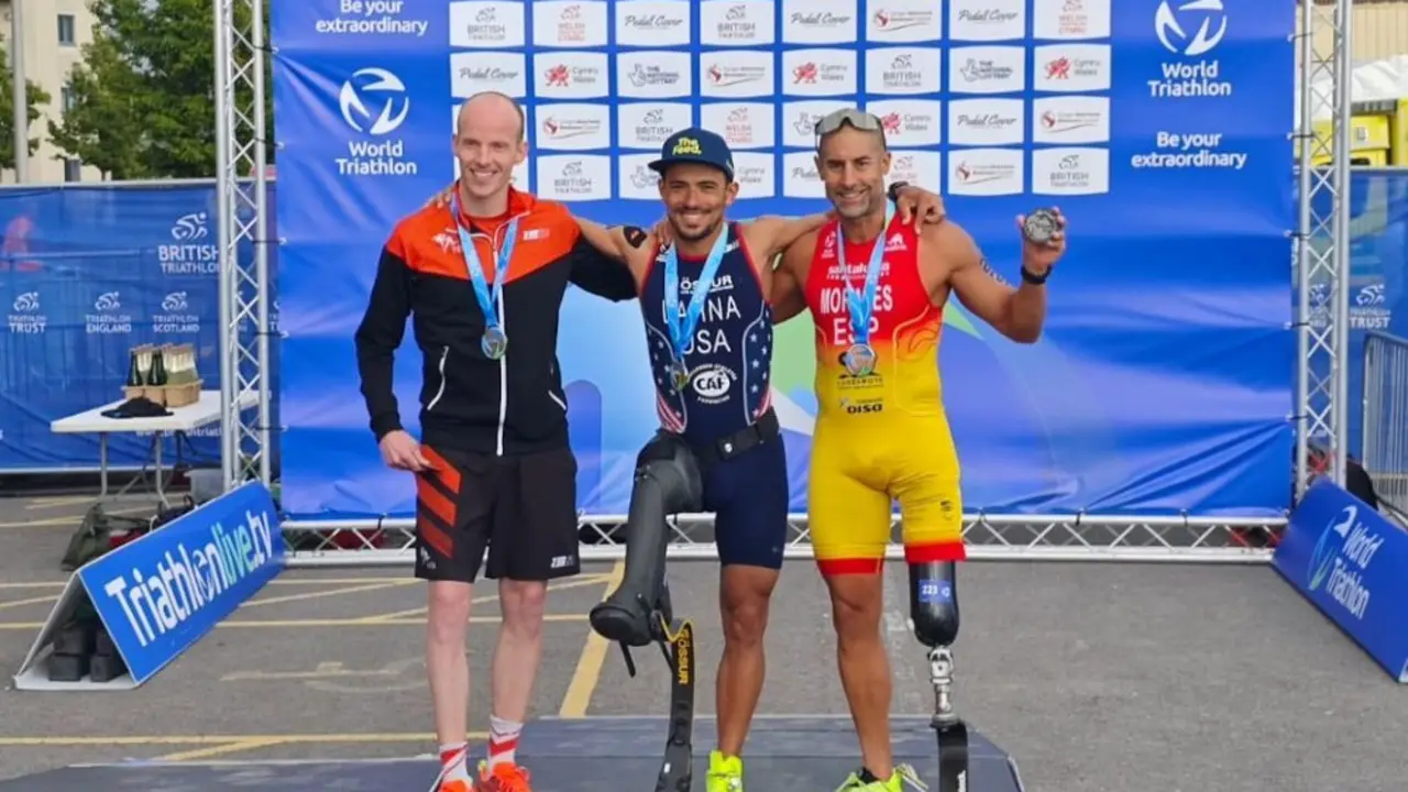 Lionel Morales en el pódium