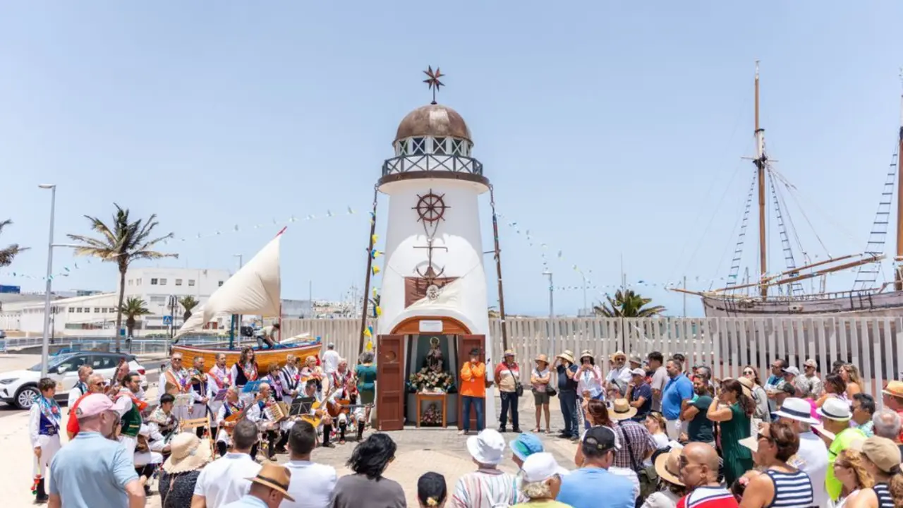 Homenaje al Cruz del Mar