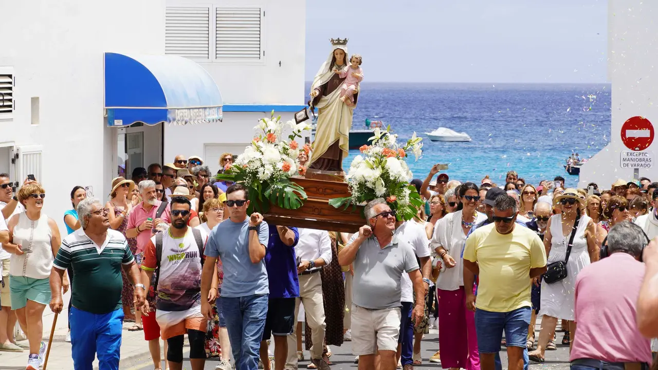 Procesión Marítima de Arrieta.