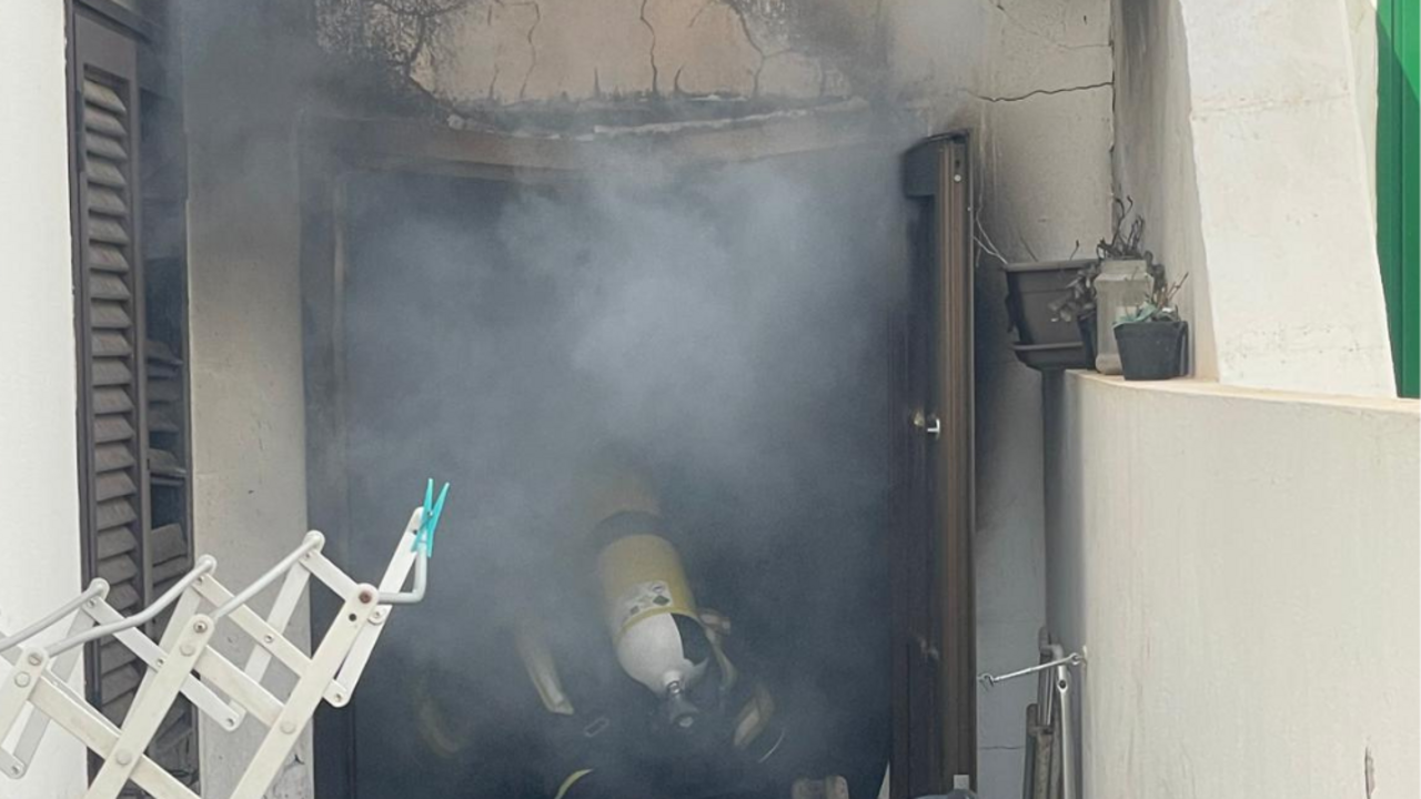 Incendio en Playa Honda.