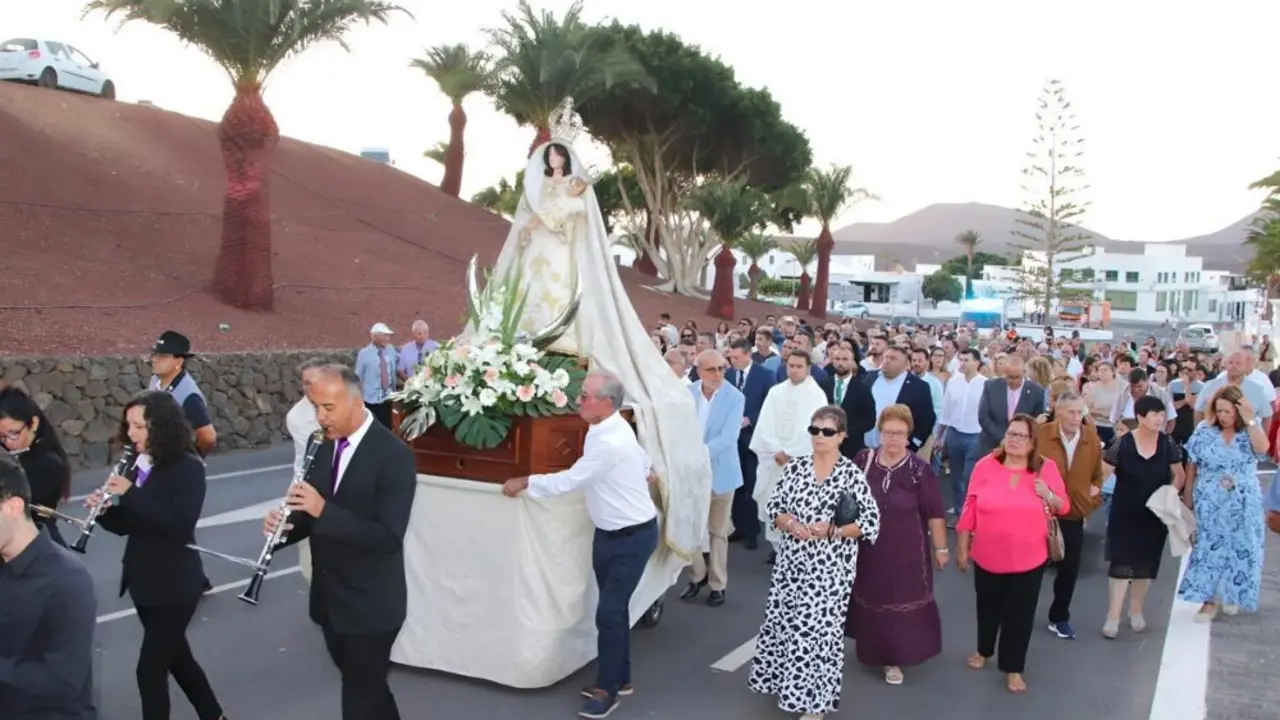 Un momento de la procesión