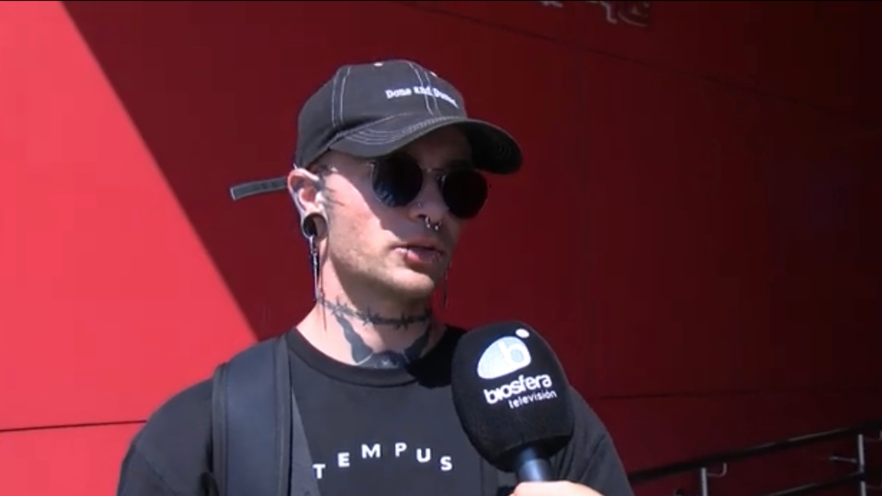 Lanzarote opina sobre la posibilidad de eliminar la gratuidad de las guaguas.