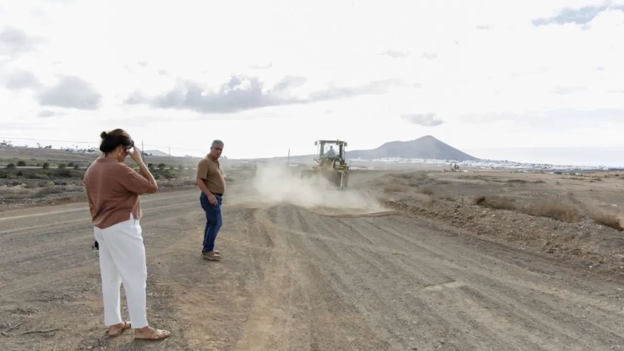 Mejora de caminos agrícolas en Teguise