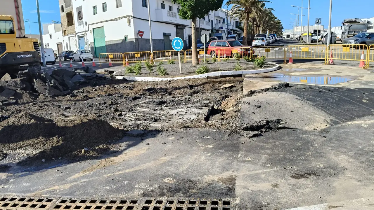 El barrio de Argana Alta, afectado por una nueva rotura en una tubería.