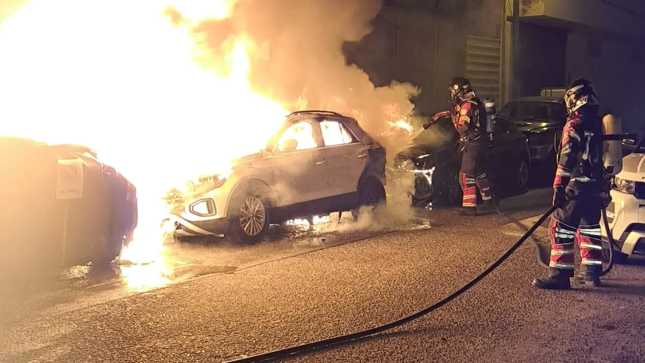 9e60b54e-a8a2-4a49-ad8b-69595334691e