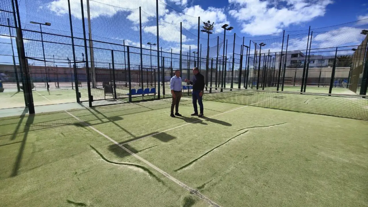 Pista de p&aacute;del