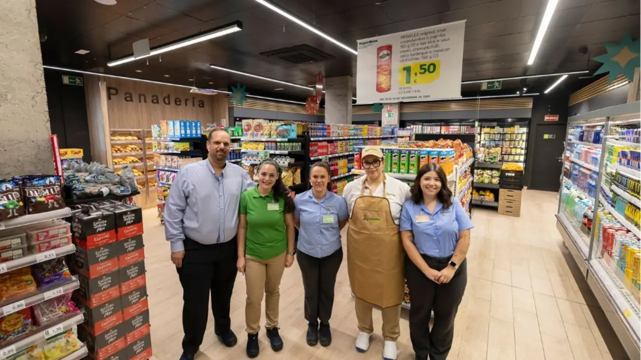 Trabajadores de Superdino
