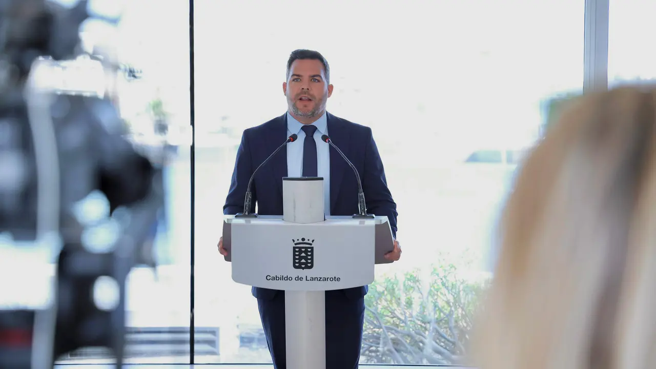 El vicepresidente en la rueda (1)