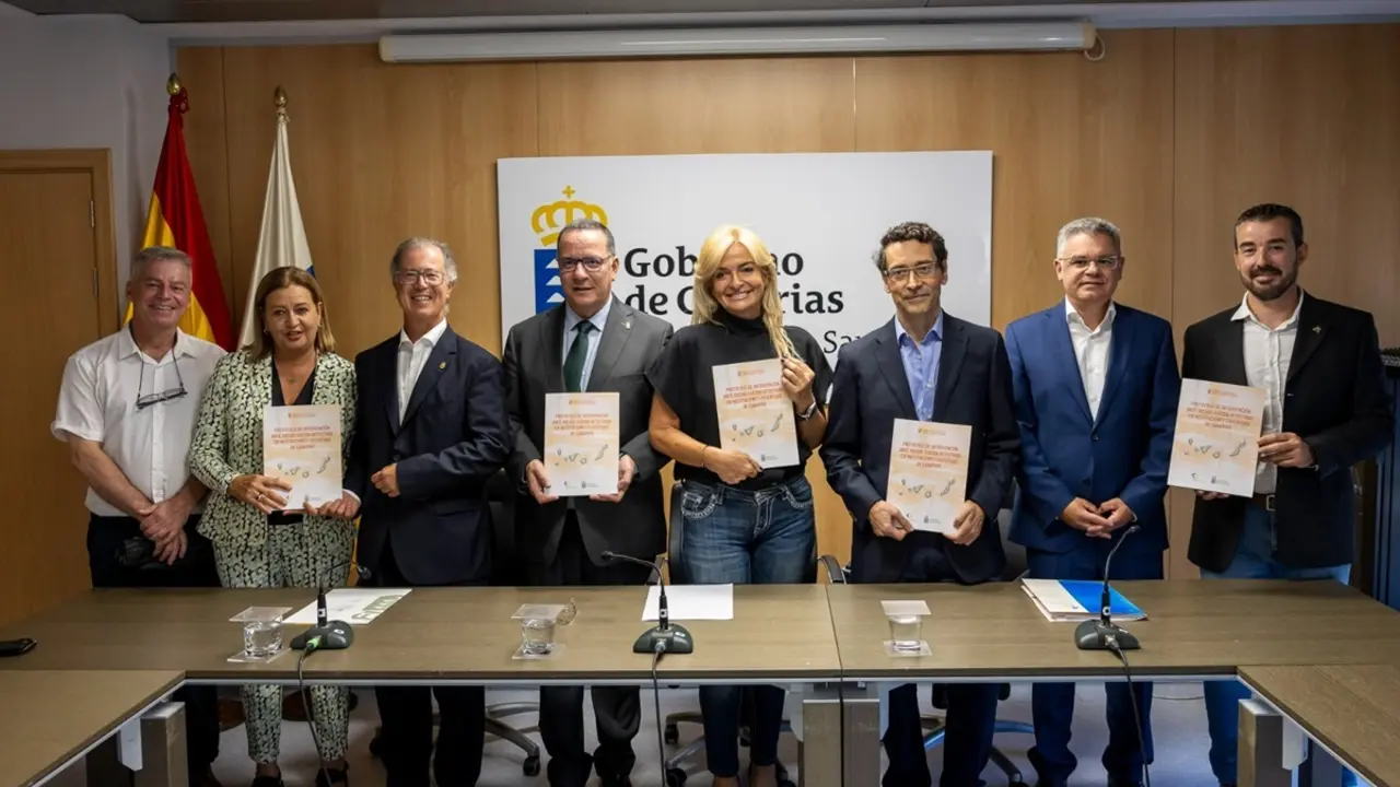 FOTO. Imagen de archivo de la presentación del  Protocolo de intervención ante riesgo suicida en instituciones educativas de Canarias