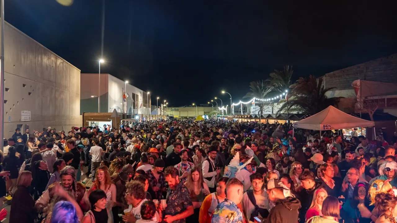 Primer día del Carnaval en Arrecife 2025