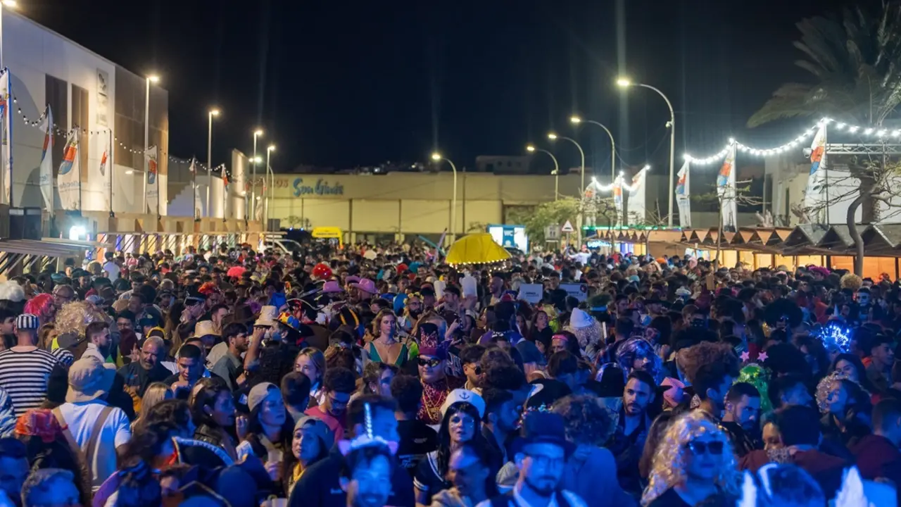Primer día del Carnaval en Arrecife 2025