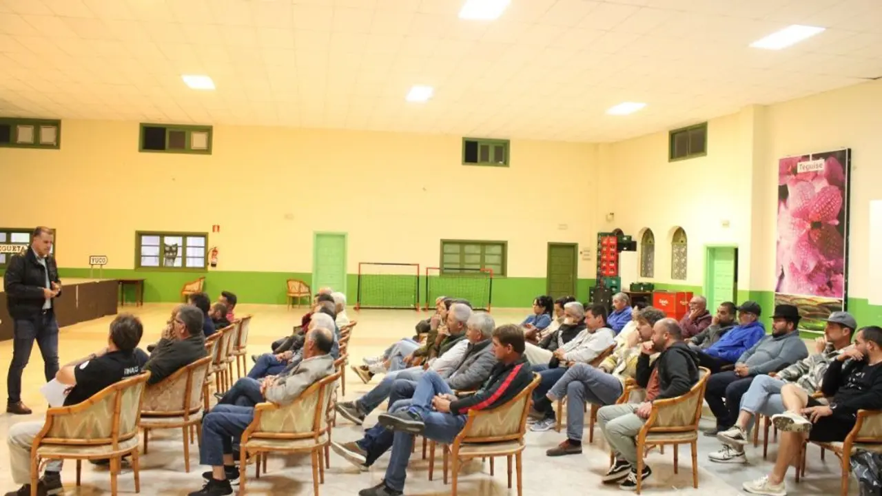 Reunión en La Vegueta