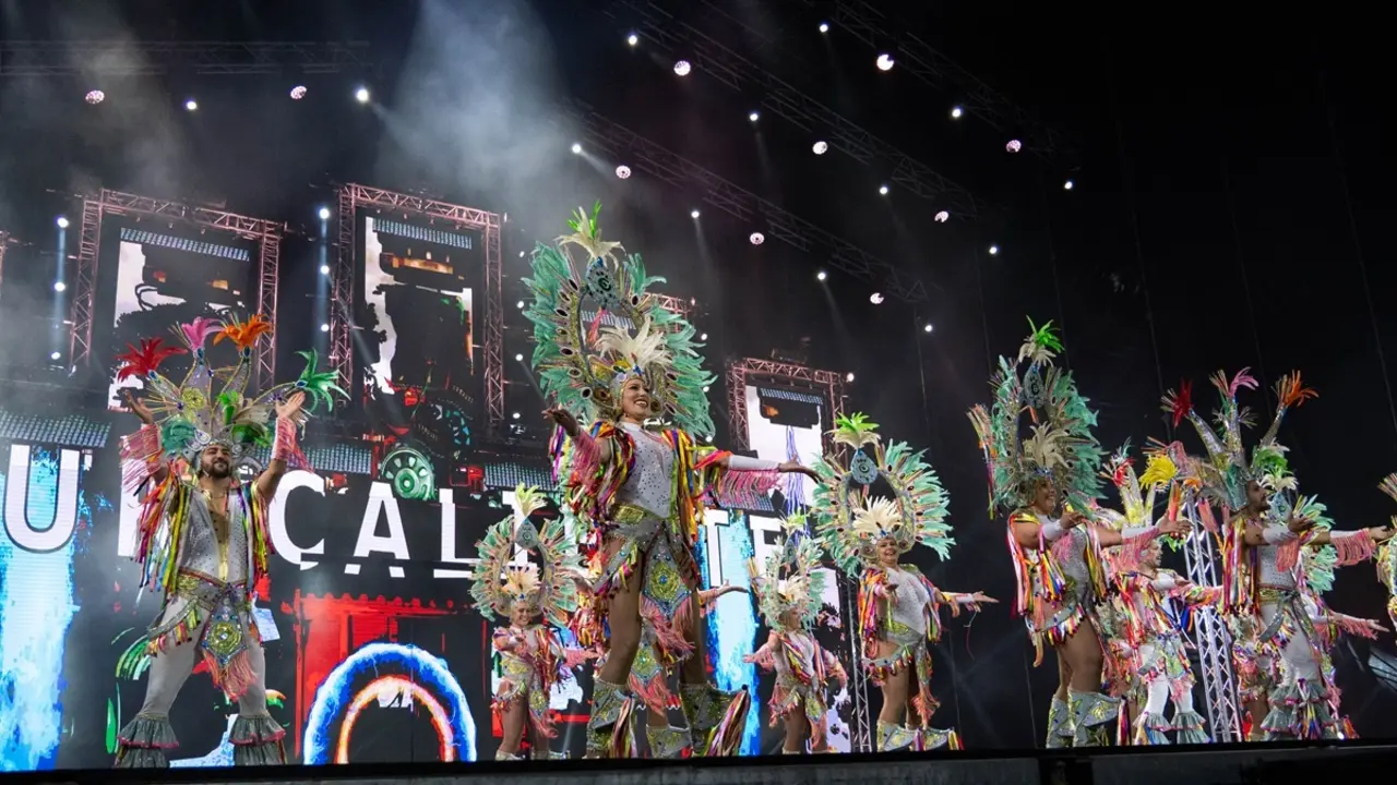 Las comparsas en el Carnaval de Arrecife 2025