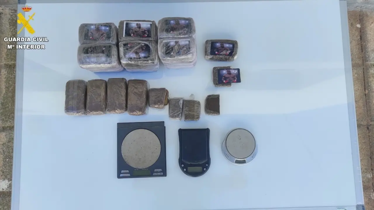 El hach&iacute;s incautado por la Guardia Civil en Lanzarote