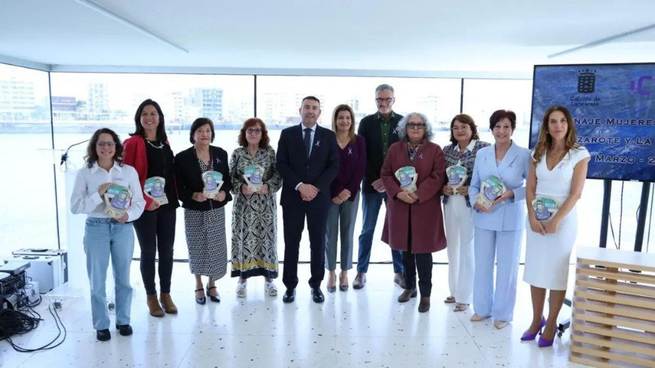 Homenaje a las mujeres