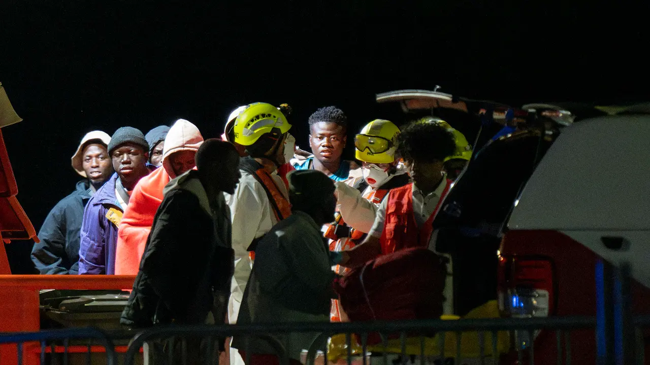 58ddf78a8f26e2d26ada59c60895af26f006a0d8w