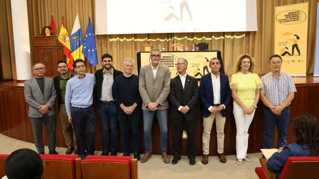 Foto de familia  inauguración de las Jornads