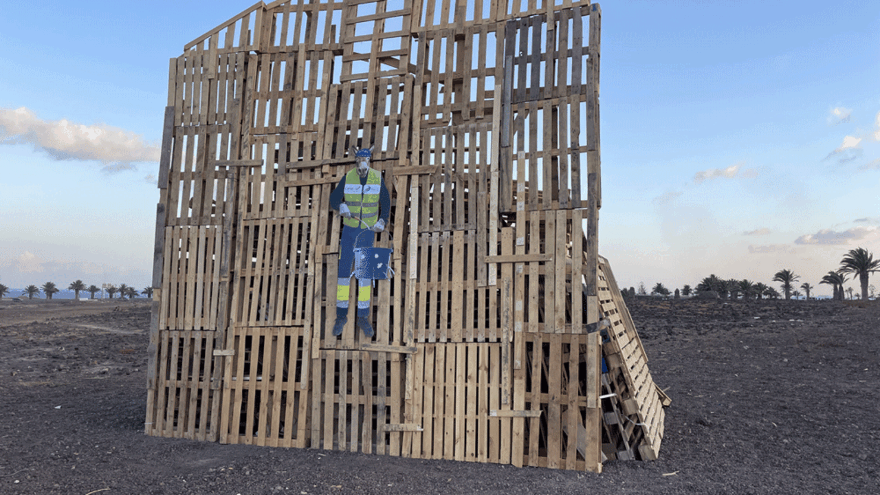 Hoguera San Juan en San Francisco Javier