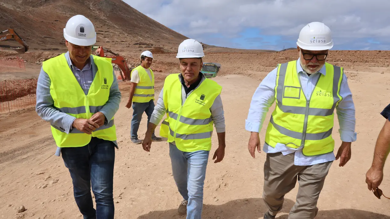 Visita obras de regadío Tinajo-Teguise Domingo Cejas - Jesús Machín