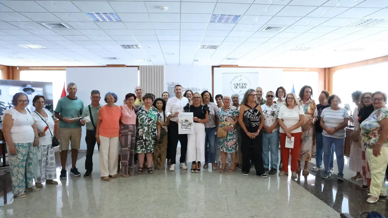 RECUERDOS DE GAVETAS DE VIDA  (1)