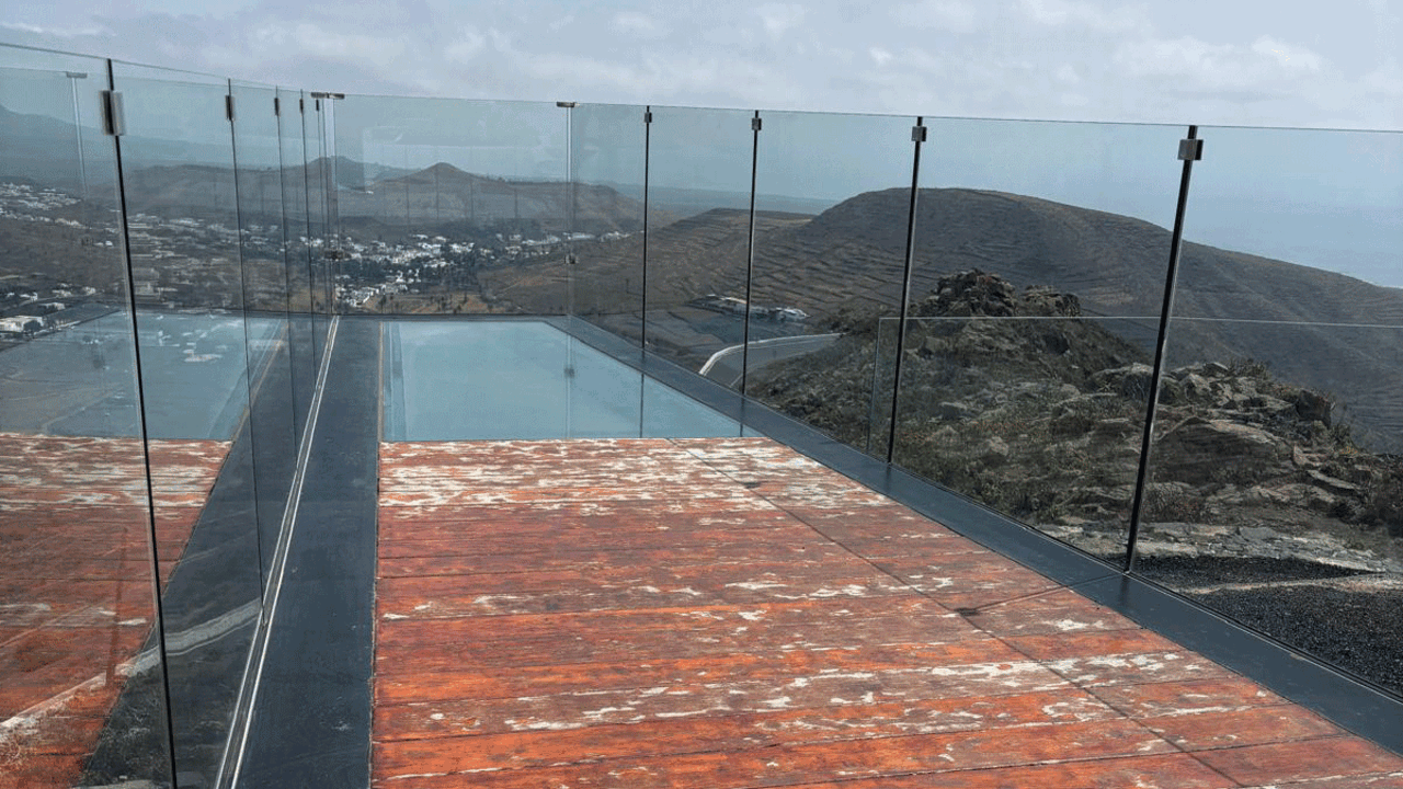 Pasarela del Mirador de Haría