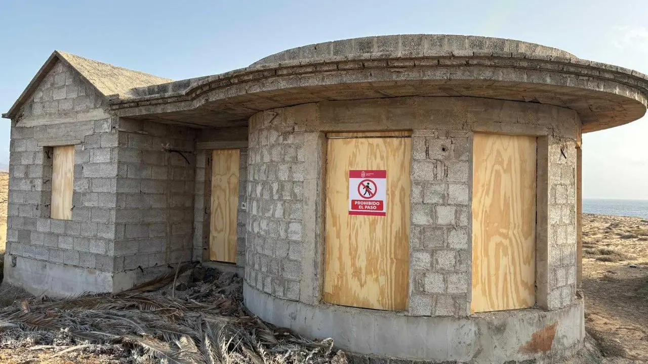 Aspecto de uno de los bungalows tapiado