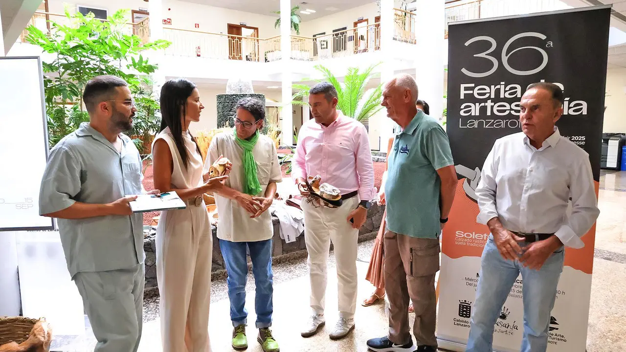 PRESENTACIÓN FERIA DE ARTESANÍA  (40)