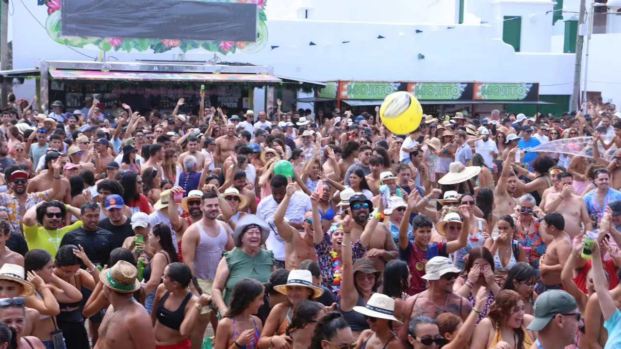 cee5a918-a107-4f6d-90b9-772440046f56