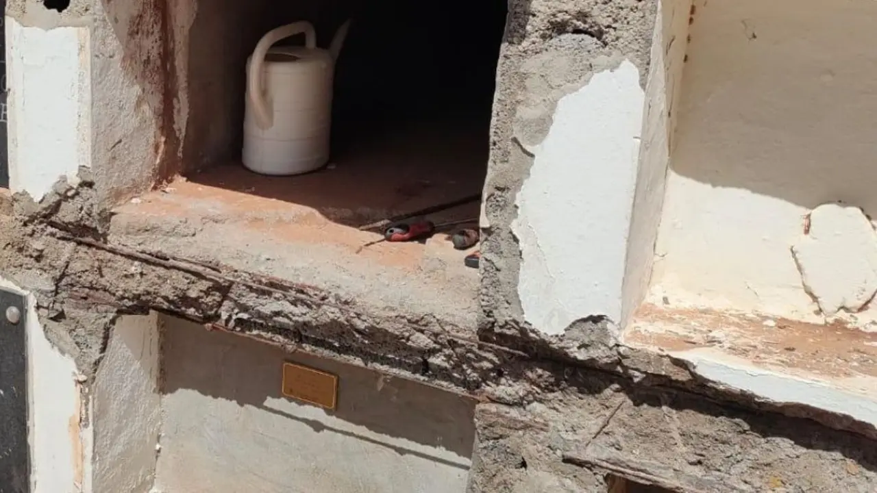 Restauración de nichos en Arrecife