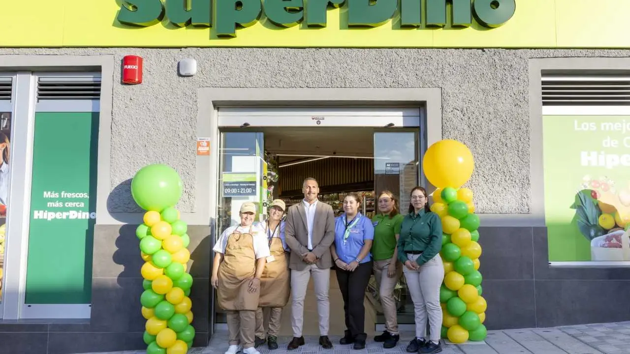 <p>Nueva tienda en Candelaria</p>

<p align="center">&nbsp;</p>
