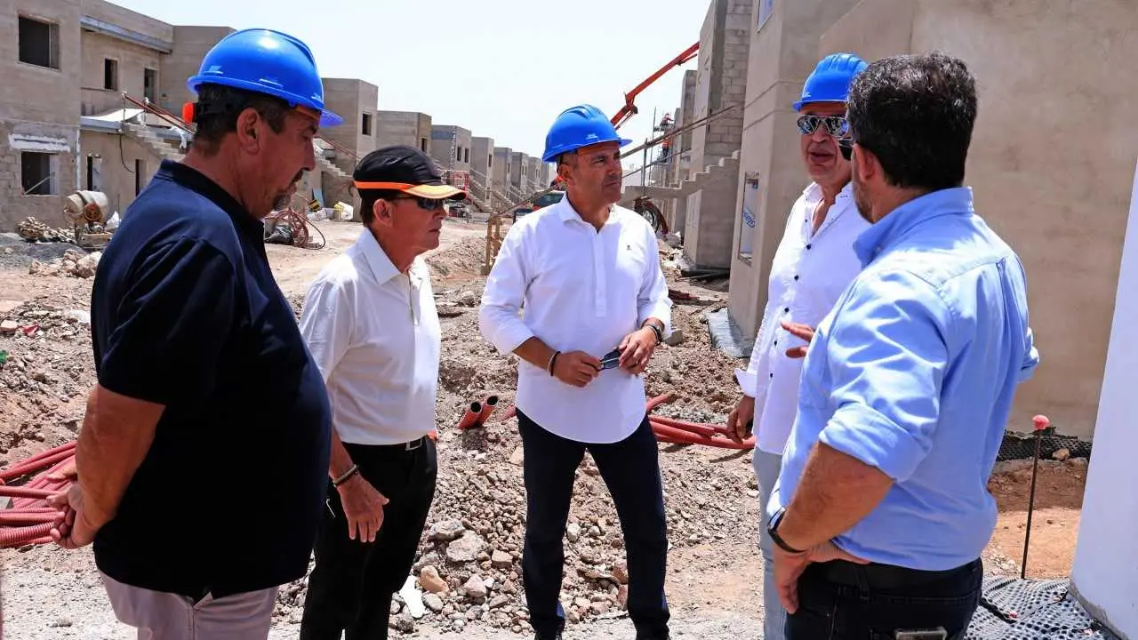 Construcción de viviendas, archivo