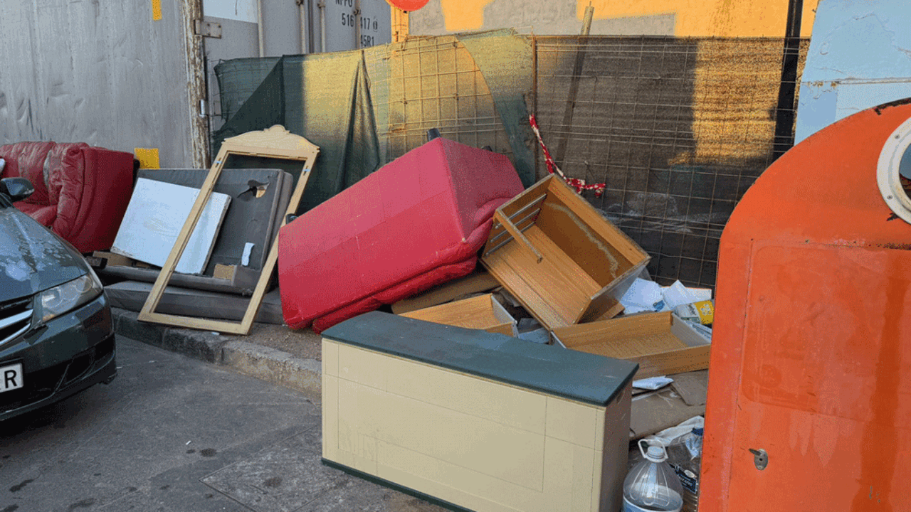 Enseres y basuras en Arrecife