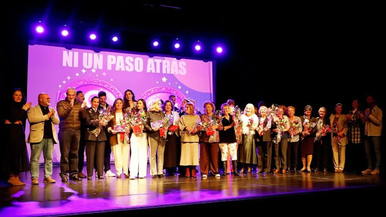 Reconocimiento a mujeres del municipio de T&iacute;as