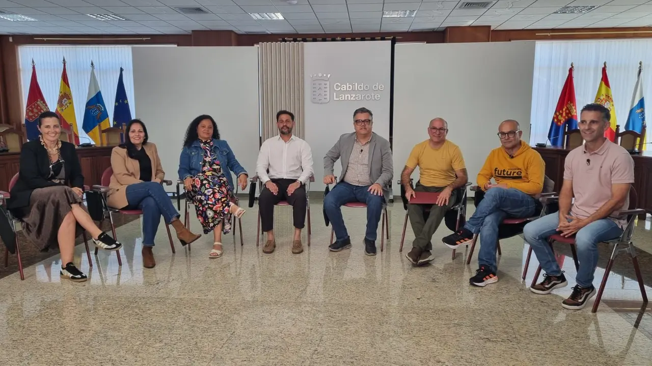 reuni&oacute;n Armando Santana concejales Partoicipaci&oacute;n Ciudadana