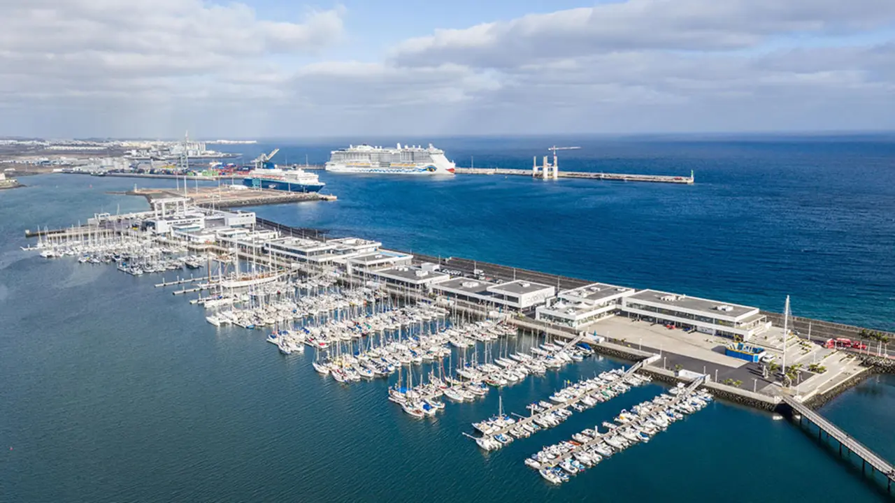 Foto de Puerto Canarias