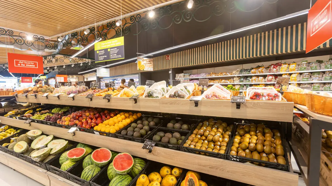 Hiperdino Parque Comercial Adeje Shopping 053